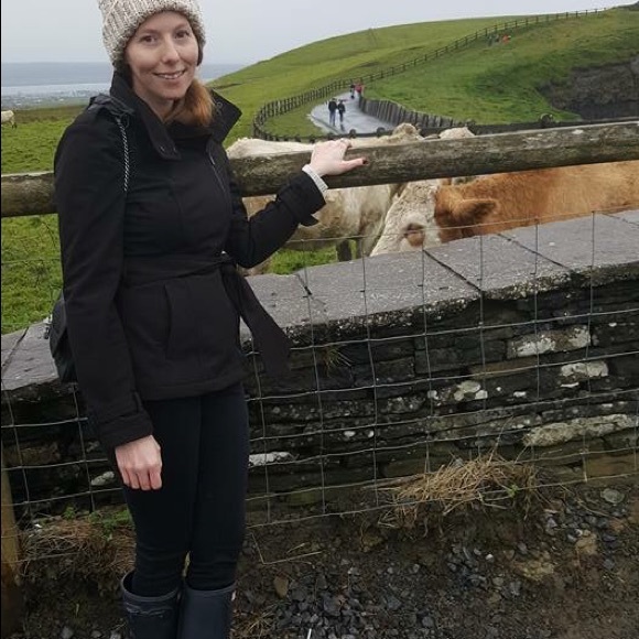 Meet your Posher, Nicole - Picture 7 of 7